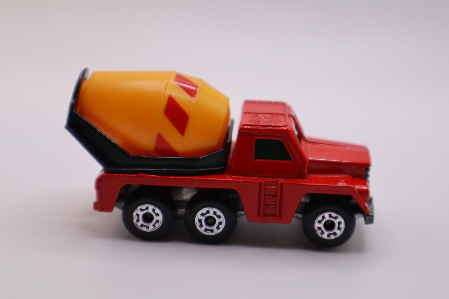 Matchbox Superfast #19 Cement Truck – 1976 – Red – Used Condition