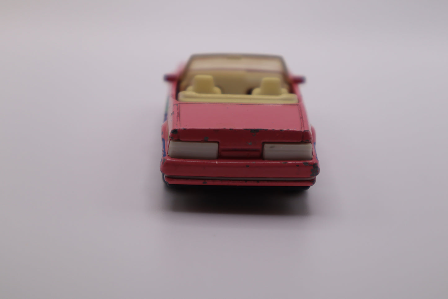 Matchbox 1-75 Series 1987 Cadillac Allanté – 1:64 Scale – Used Condition