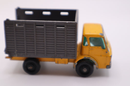 Vintage Lesney Matchbox Series No. 37-C Dodge Cattle Truck Issued 1966 - Loose Black Plastic Wheels